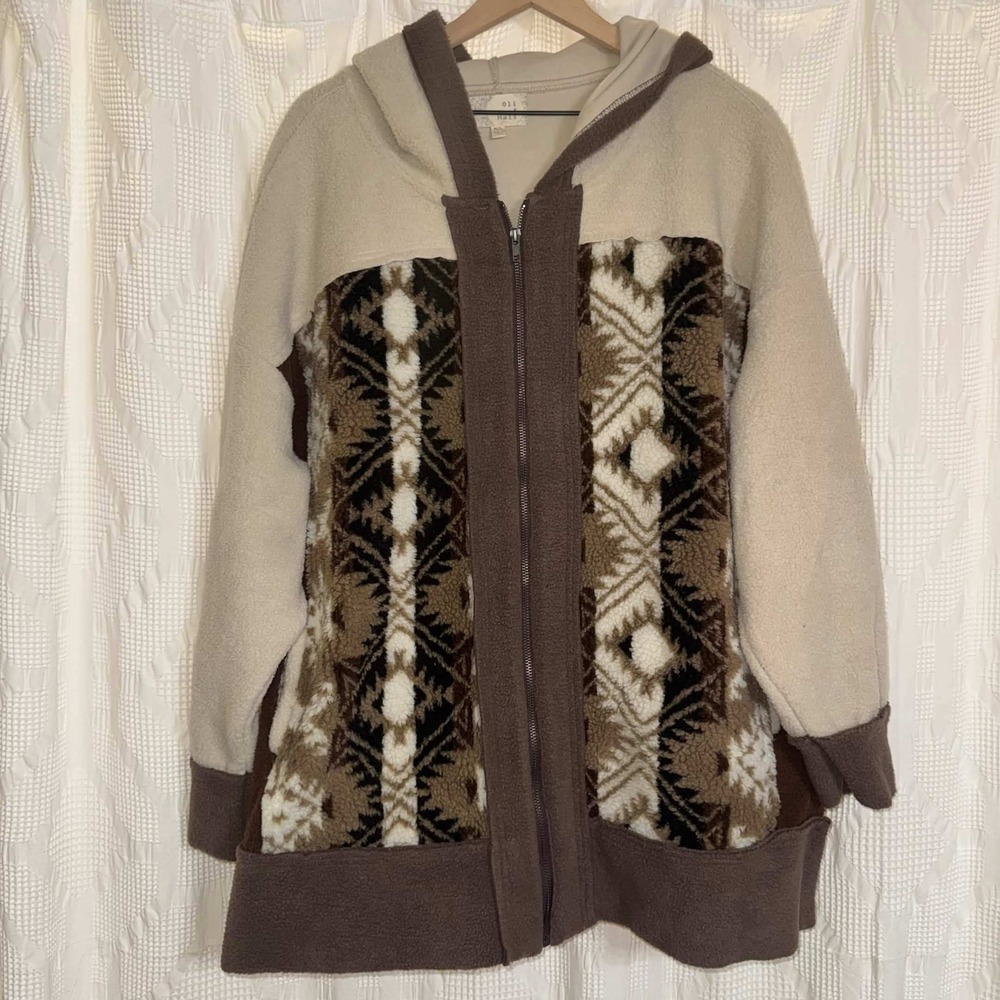 Oli & Hali Zip Up Hoodie Brown Boho Rustic Cozy Western Geometric Fleece M/L
